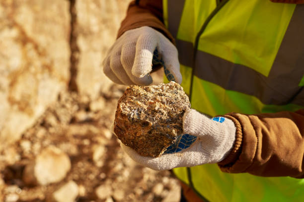 Research analysis-and consultancy center-mineral tests